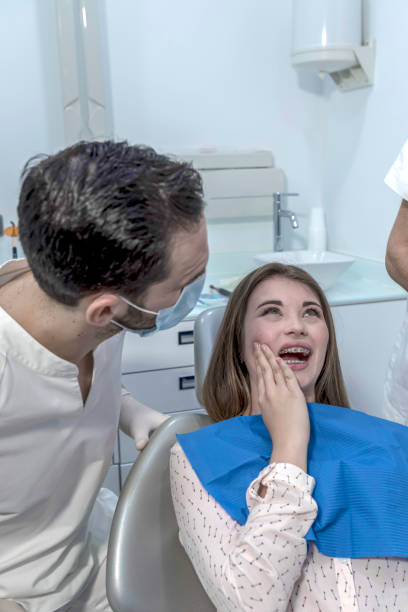 Best Emergency Dental Extractions in Livonia, MI